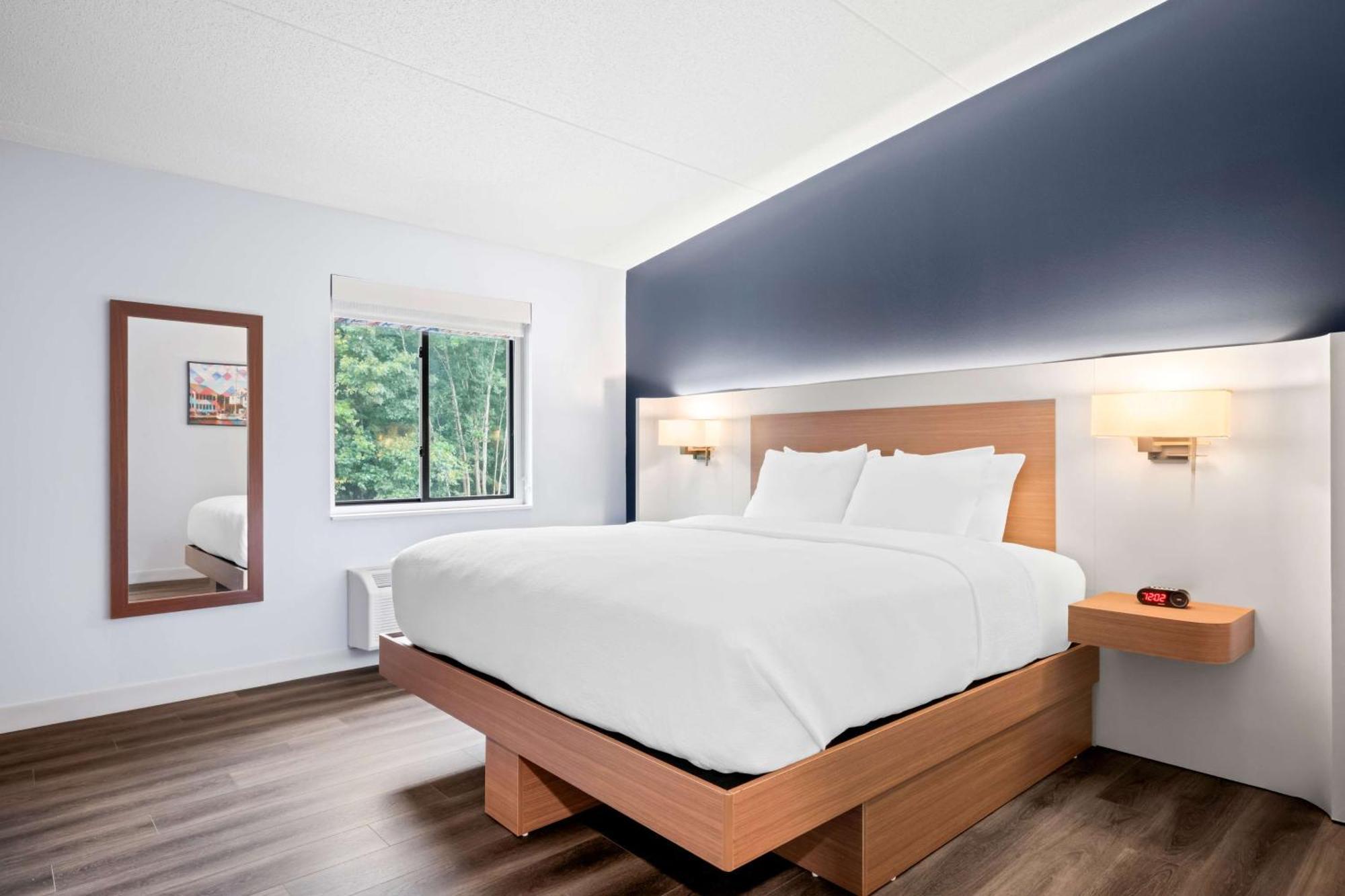 Best Western Niantic - New London, Mystic Area Eksteriør billede
